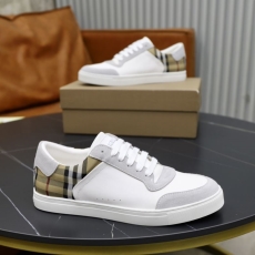 Burberry Low Shoes